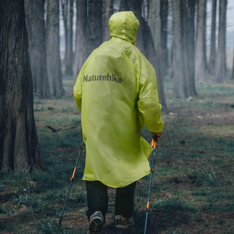Naturehike ultralehké pončo – zelené