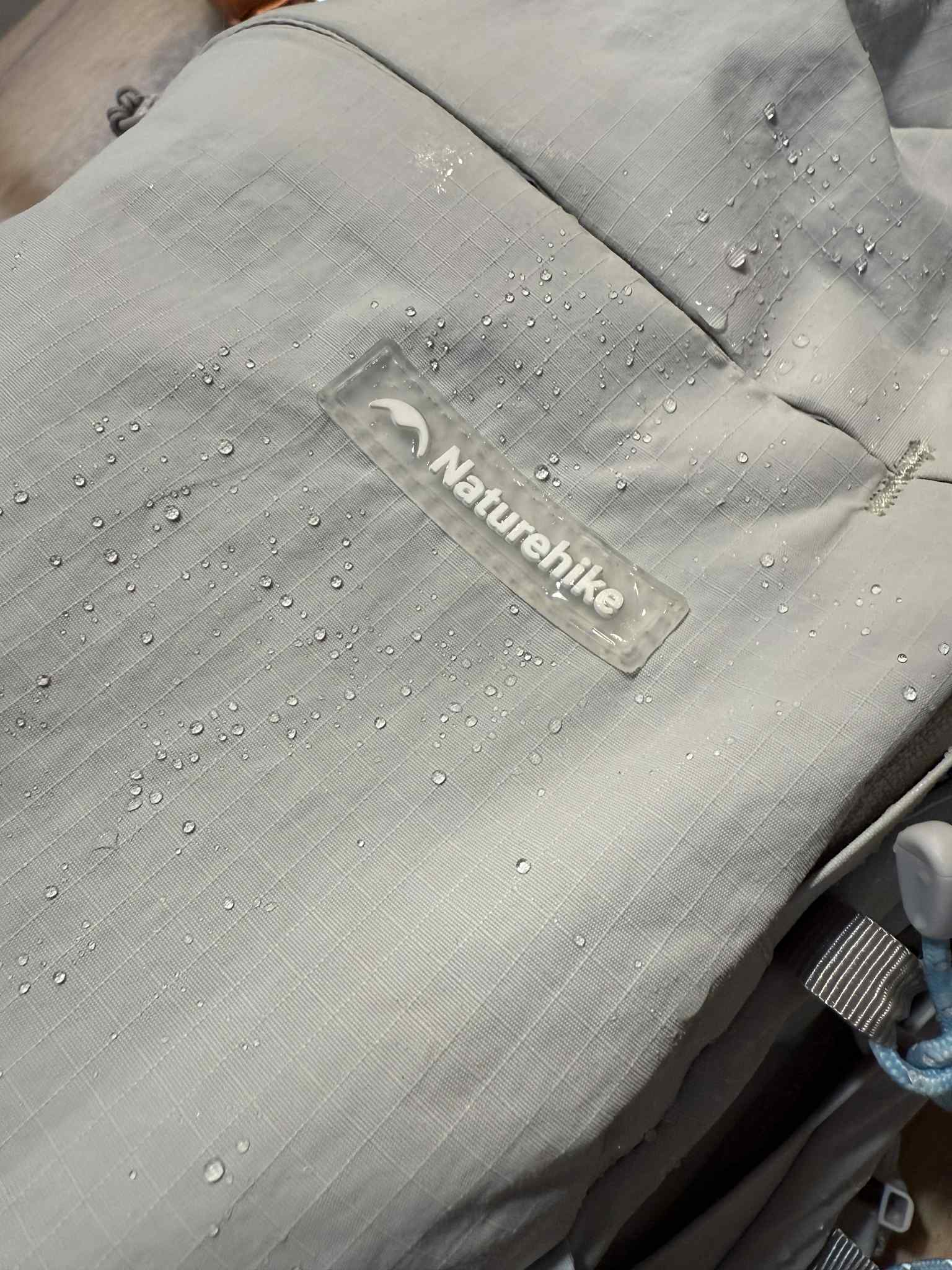 Naturehike batoh Oxygen 20l 680g -  světle šedý