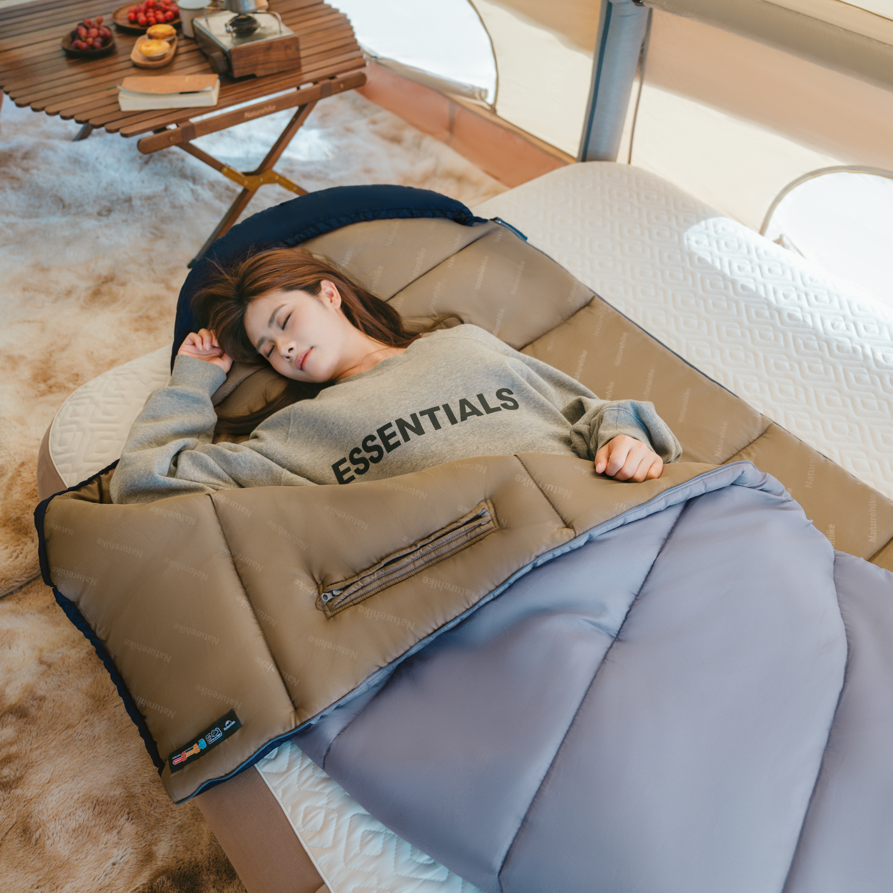 Naturehike spací pytel Sunny Day U250 1,6 kg - navy - levý  