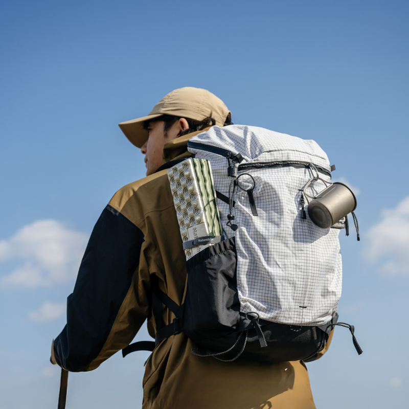 Naturehike ultralehký skládací sedák IXPE 40g - žlutý