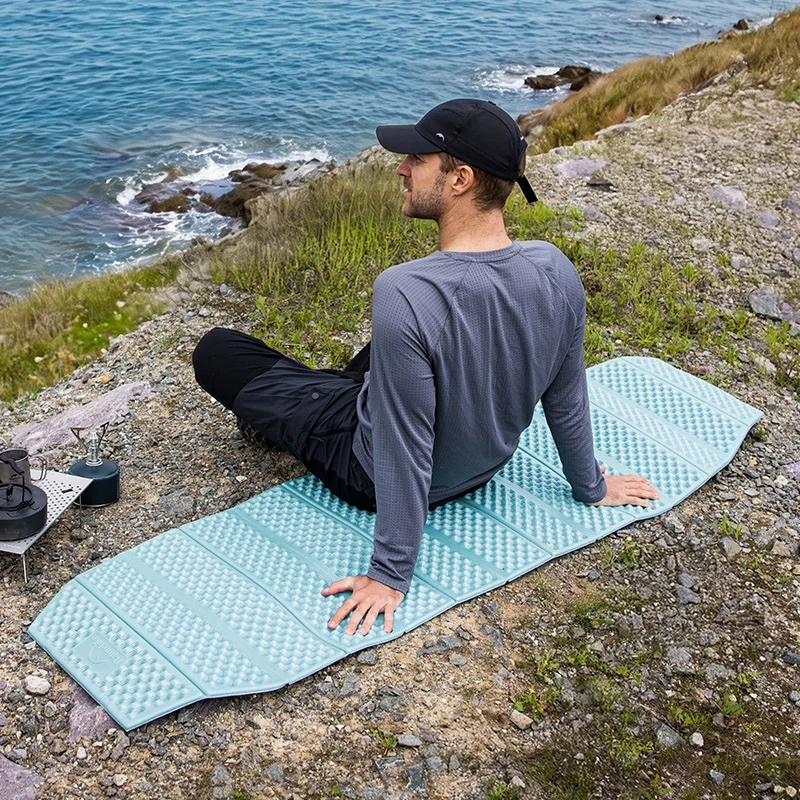 Naturehike ultralehká tvarovaná pěnová karimatka 188g - světle modrá
