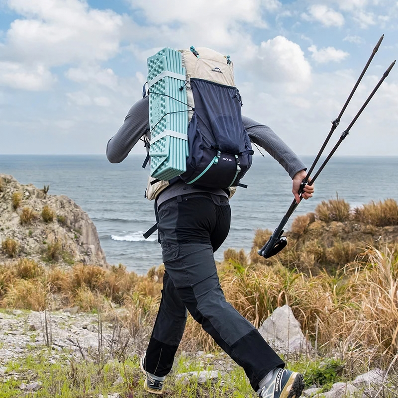 Naturehike ultralehká tvarovaná pěnová karimatka 188g - světle modrá